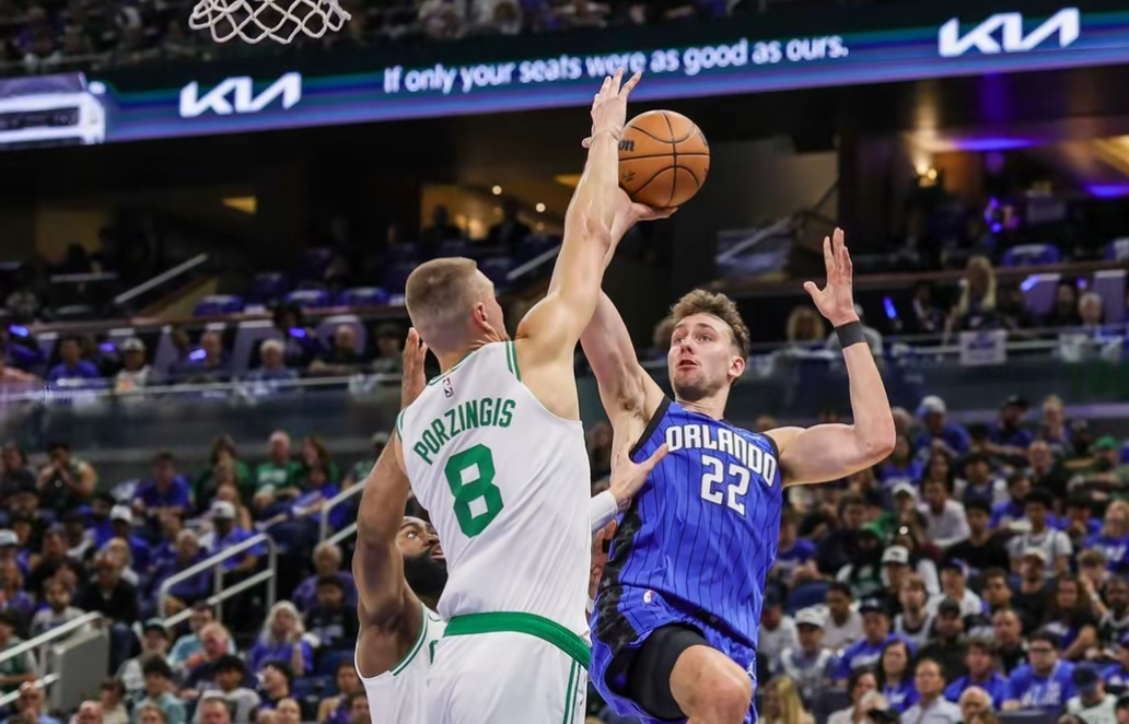 塔图姆重要时刻持续失利,皇家马德里带队取胜!赛场气氛高涨 塔图姆重要时刻持续失利,皇家马德里带队取胜!赛场气氛高涨