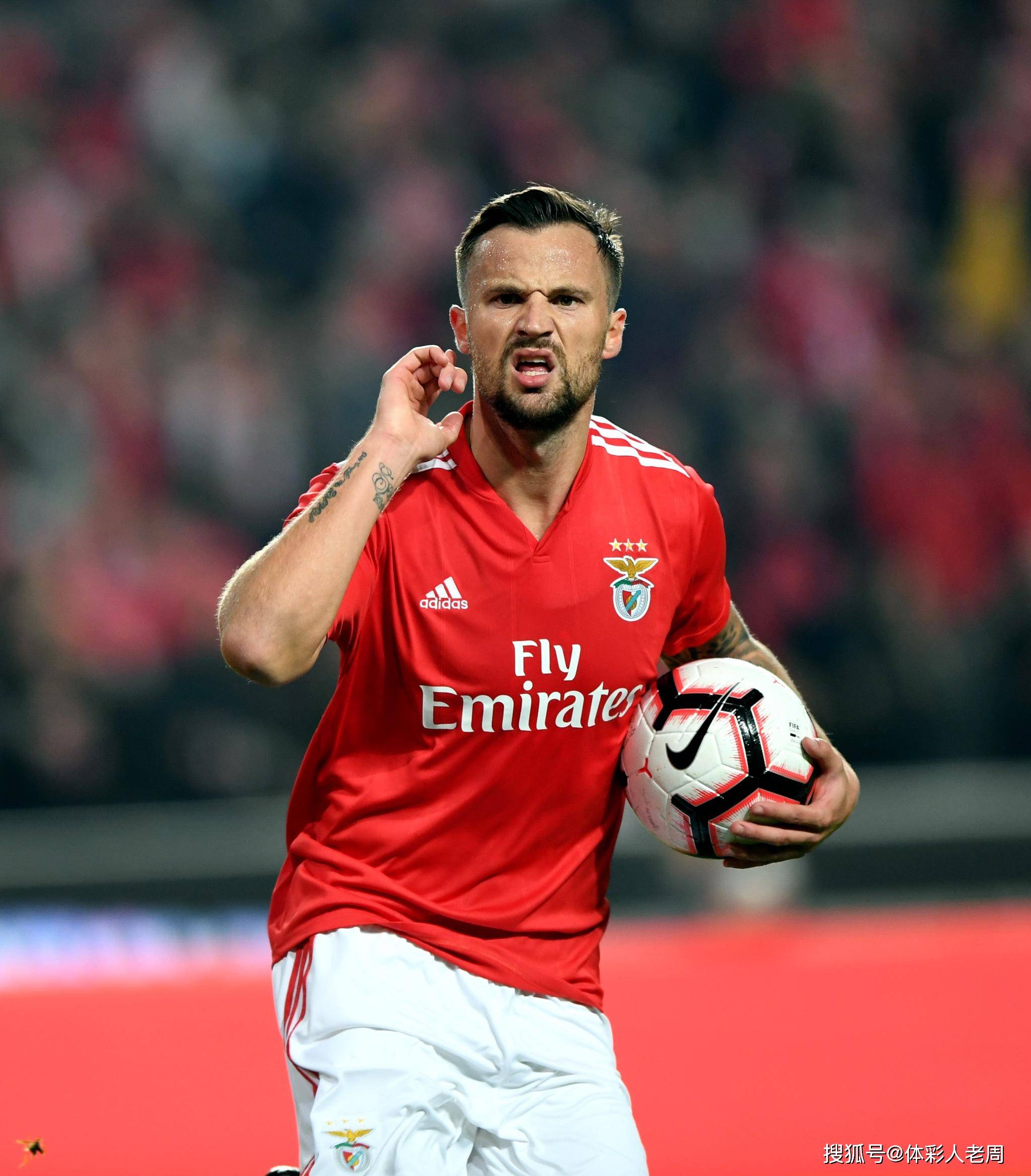 葡超冲刺阶段再迎强敌,勒沃库森临场应变,主帅态度——气氛紧张,纪律约束更严格的简单介绍 葡超冲刺阶段再迎强敌,勒沃库森临场应变,主帅态度——气氛紧张,纪律约束更严格的简单介绍