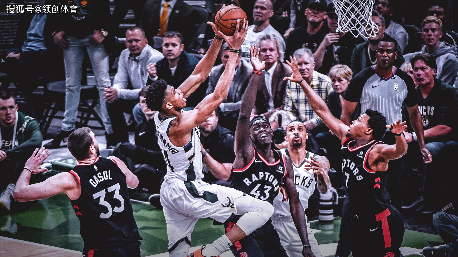 中超关键时刻走向成谜;密尔沃基雄鹿扳平良机;话题不断;赛程密集仍需轮换 中超关键时刻走向成谜;密尔沃基雄鹿扳平良机;话题不断;赛程密集仍需轮换