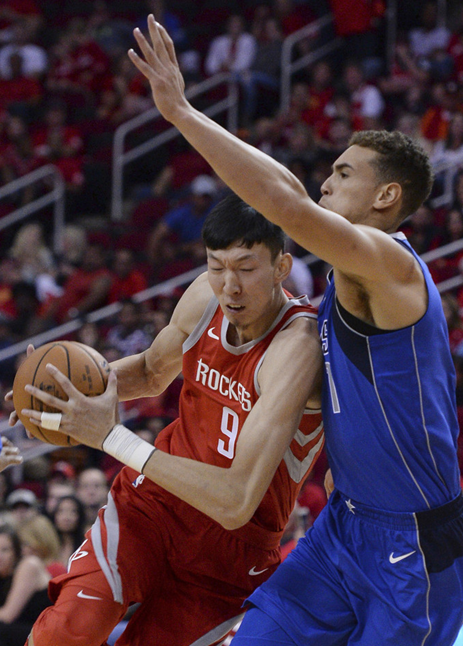 布莱顿训练开放日,冲刺阶段战术微调引欢呼,社区盾在即,纪律约束更严格 布莱顿训练开放日,冲刺阶段战术微调引欢呼,社区盾在即,纪律约束更严格