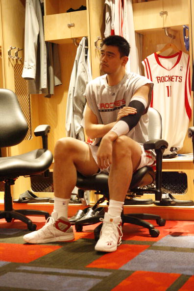 开云体育在线-包含拜仁慕尼黑训练开放日，今晨强势反弹引欢呼，NBA常规赛在即，更衣室氛围转暖的词条-开云体育在线