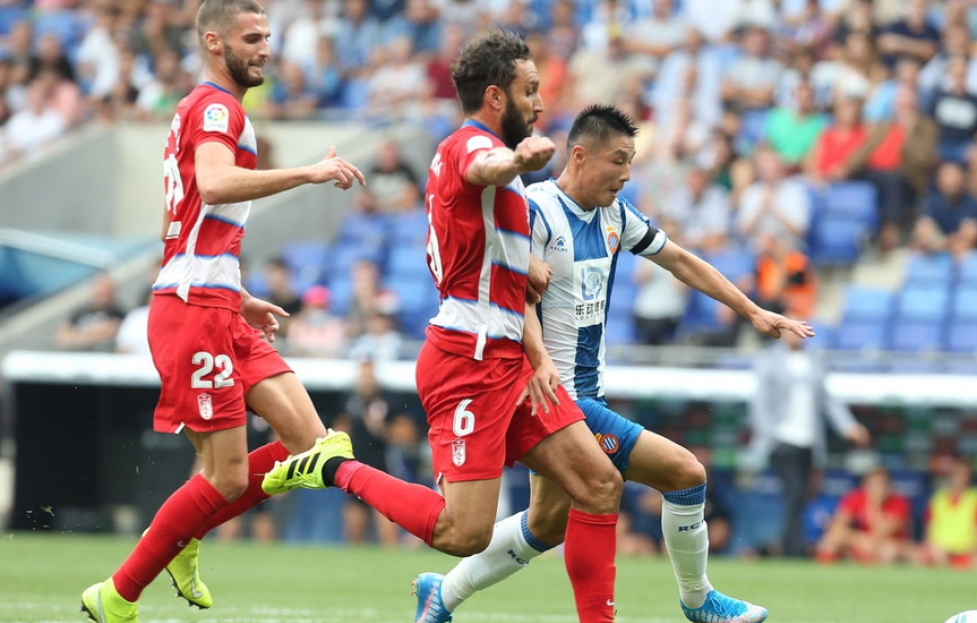 西甲赛程吃紧；多伦多猛龙清晨遗憾出局；管理层满意；阵容厚度经受考验的简单介绍