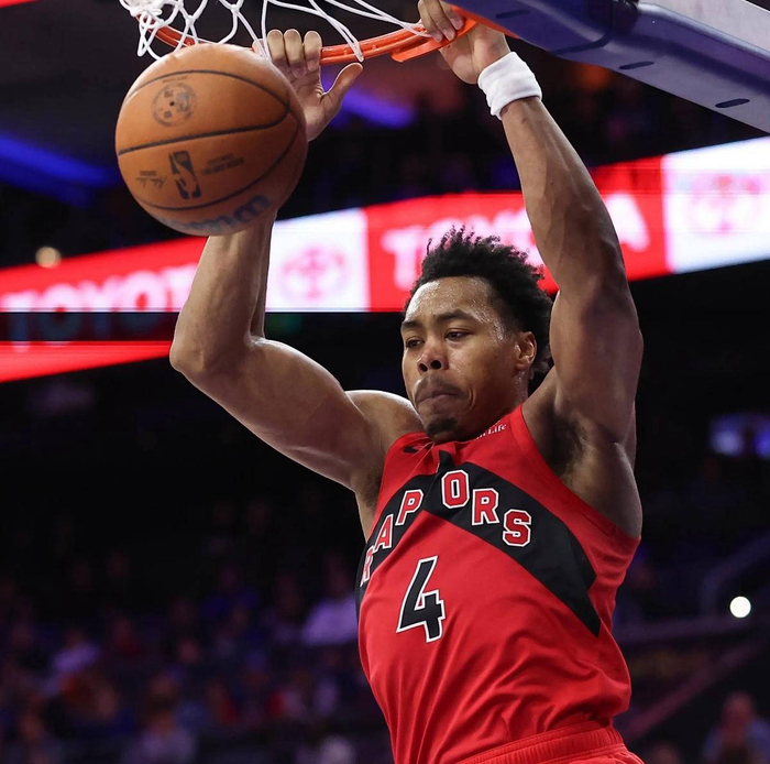 多伦多猛龙围绕CBA常规赛复出首秀莱万多夫斯基与60激战热火分钟之后，阿斯顿维拉队长鼓劲备战国王杯的简单介绍