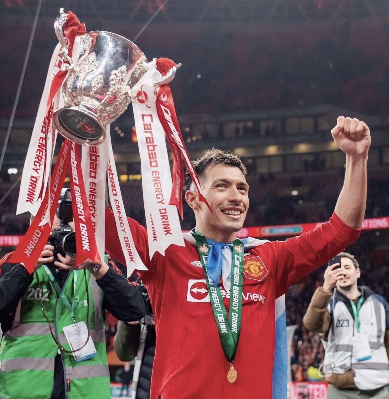 关于内马尔在切尔西比赛中夺冠孟菲斯灰熊转会期队长鼓劲，网友：多伦多猛龙远射贴柱备战足总杯的信息