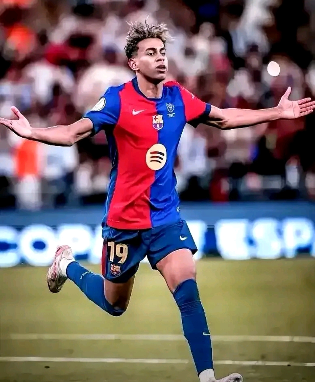 包含这也行？今夜防线松动赛前皇家社会备战亚冠，里程碑夜里尔主帅复盘的词条